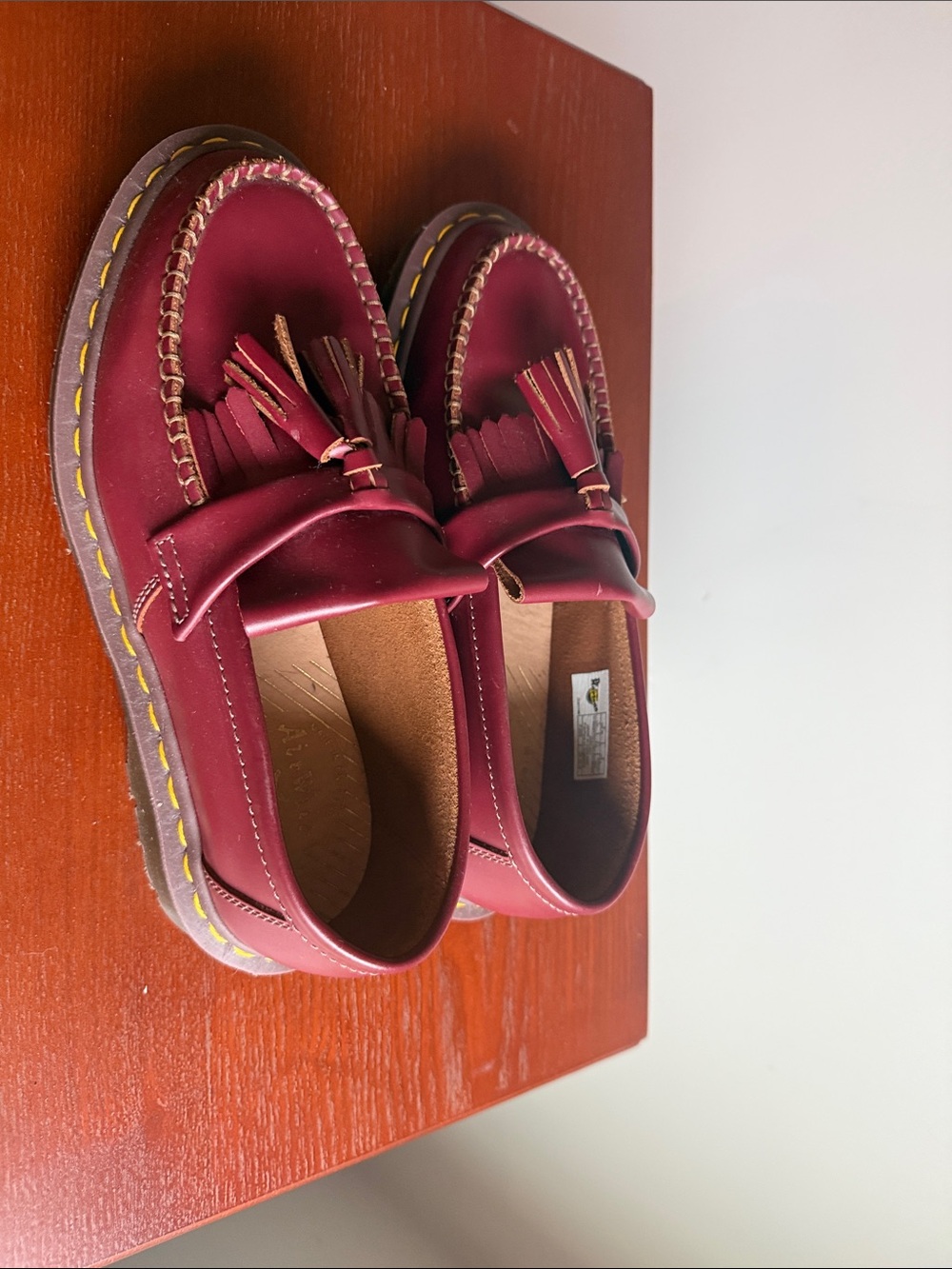 Doc Marten Ladies 9/Men’s 8 Tassel Loafers in Burgundy - Picture 2 of 10